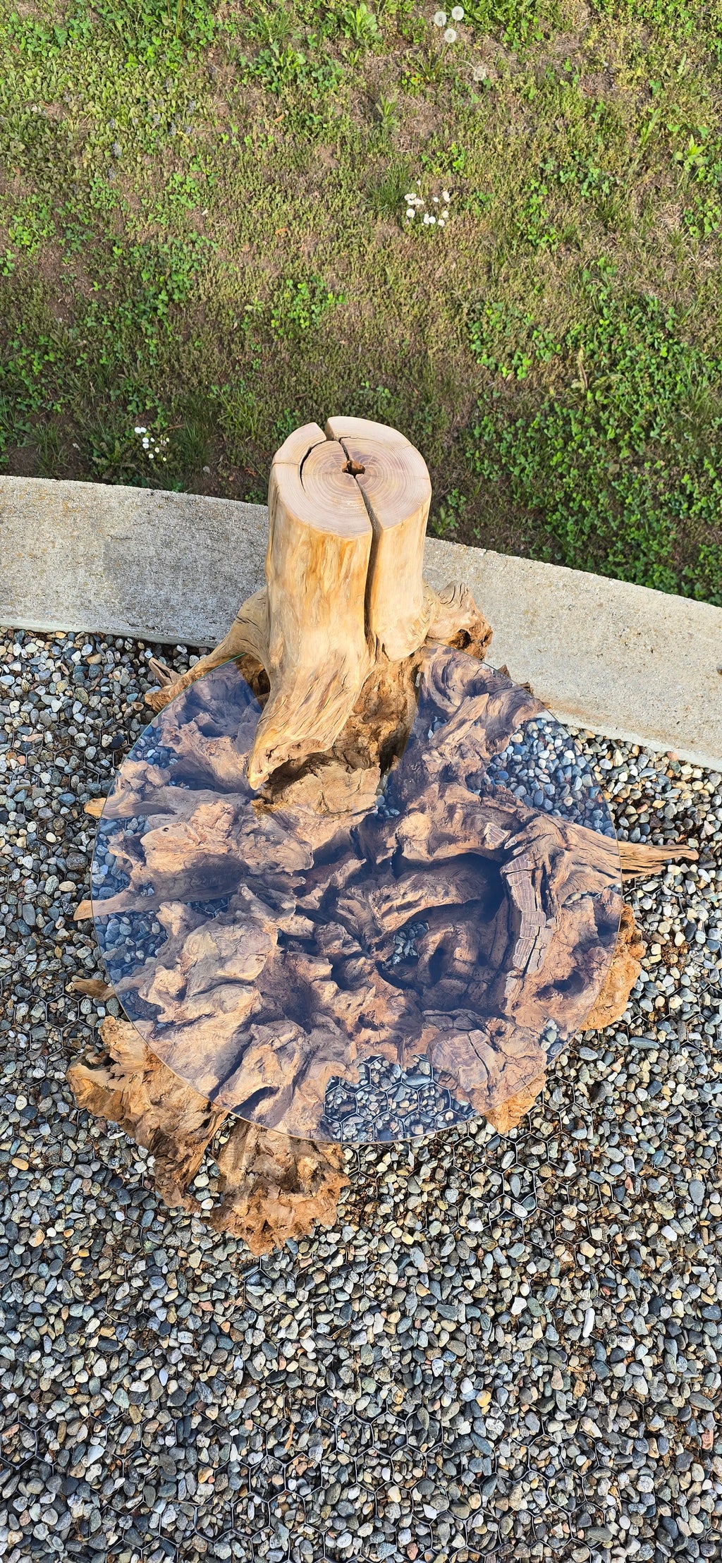 Scultura "La Mano de Dios"