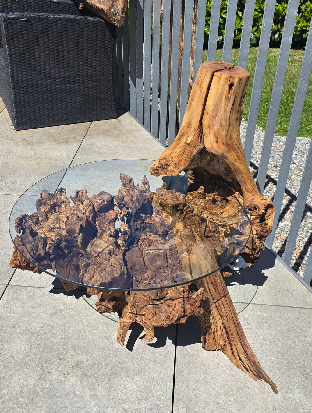 Scultura "La Mano de Dios"
